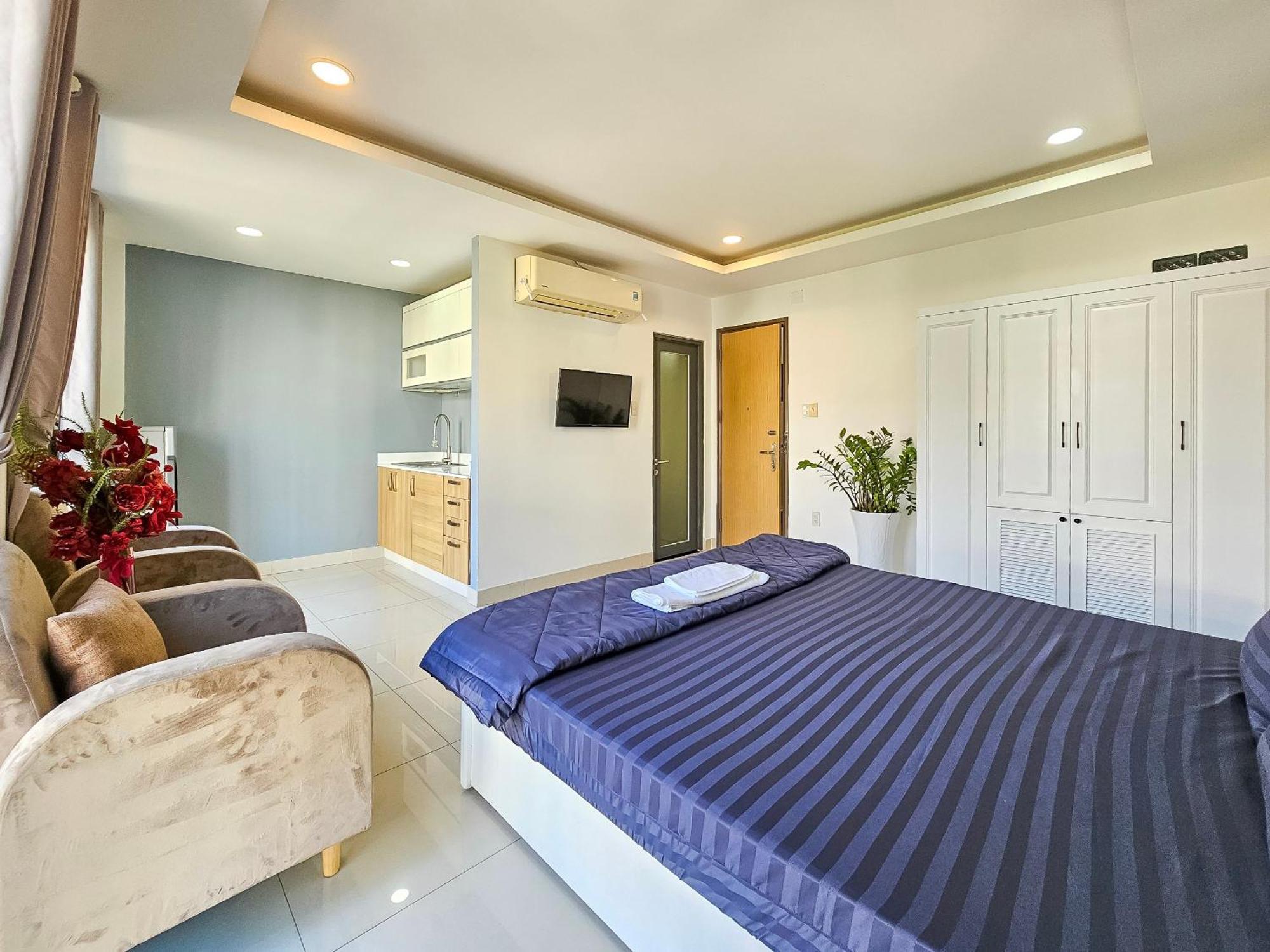 Golden Sun 3 Aparthotel *